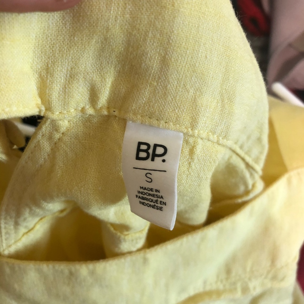 NWOT Ruffle Dress - Picture 2 of 3